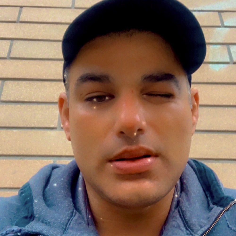 Meet your Posher, Nicholas